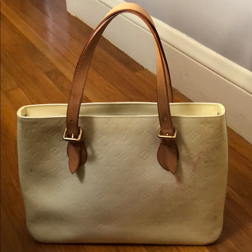 Authentic Louis Vuitton - Picture 2 of 6